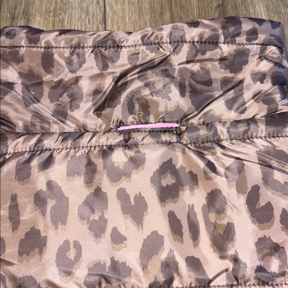 PINK Victoria’s Secret Pet Puffer Jacket - Picture 3 of 13